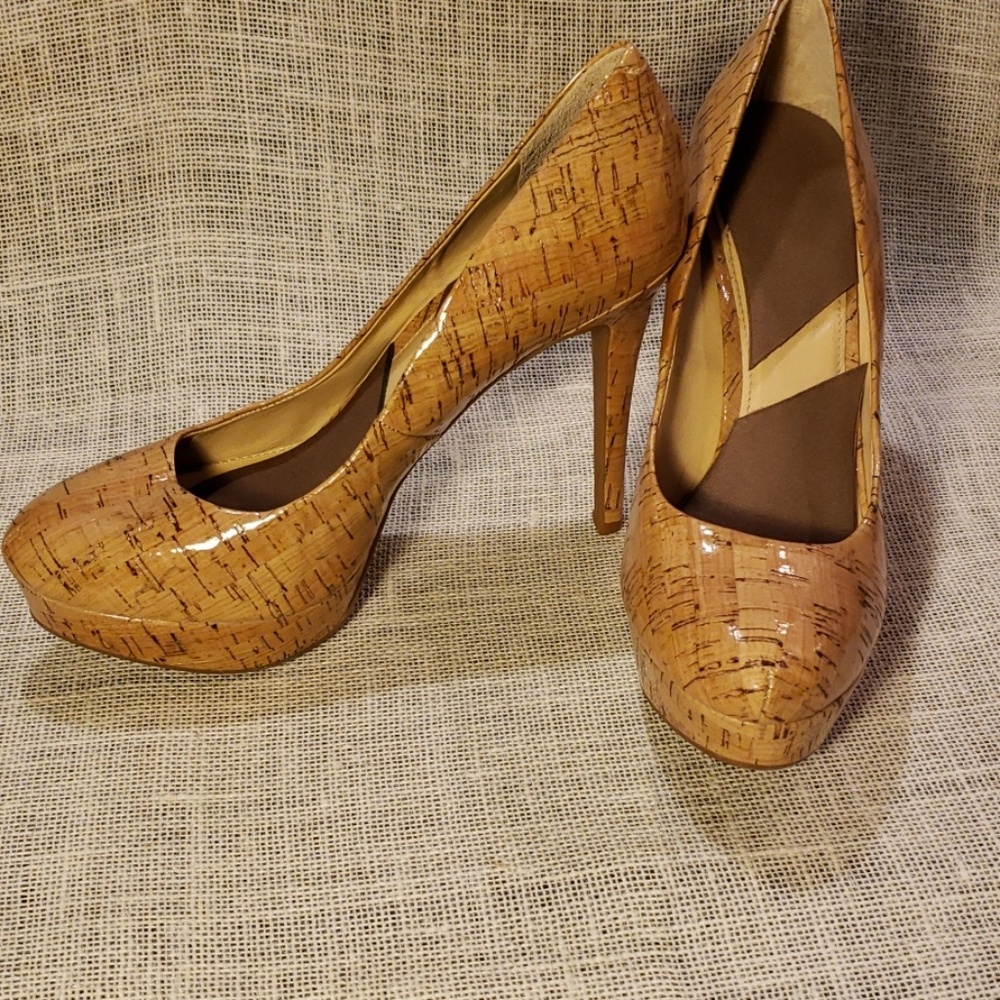 Gianni Bini Platform Heels